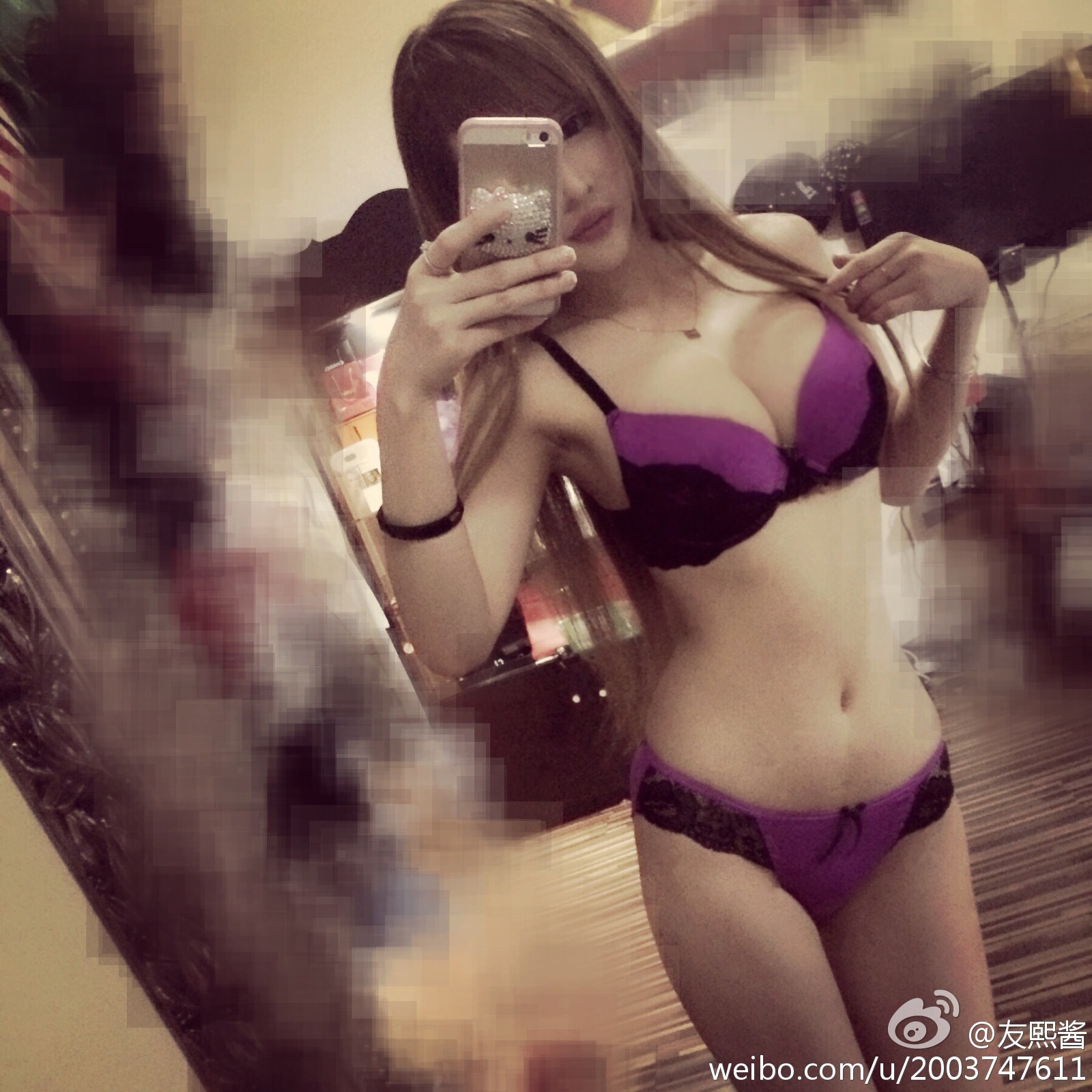 G罩美胸 火爆的辣子 友熙酱 微博自拍破解私密图片 1